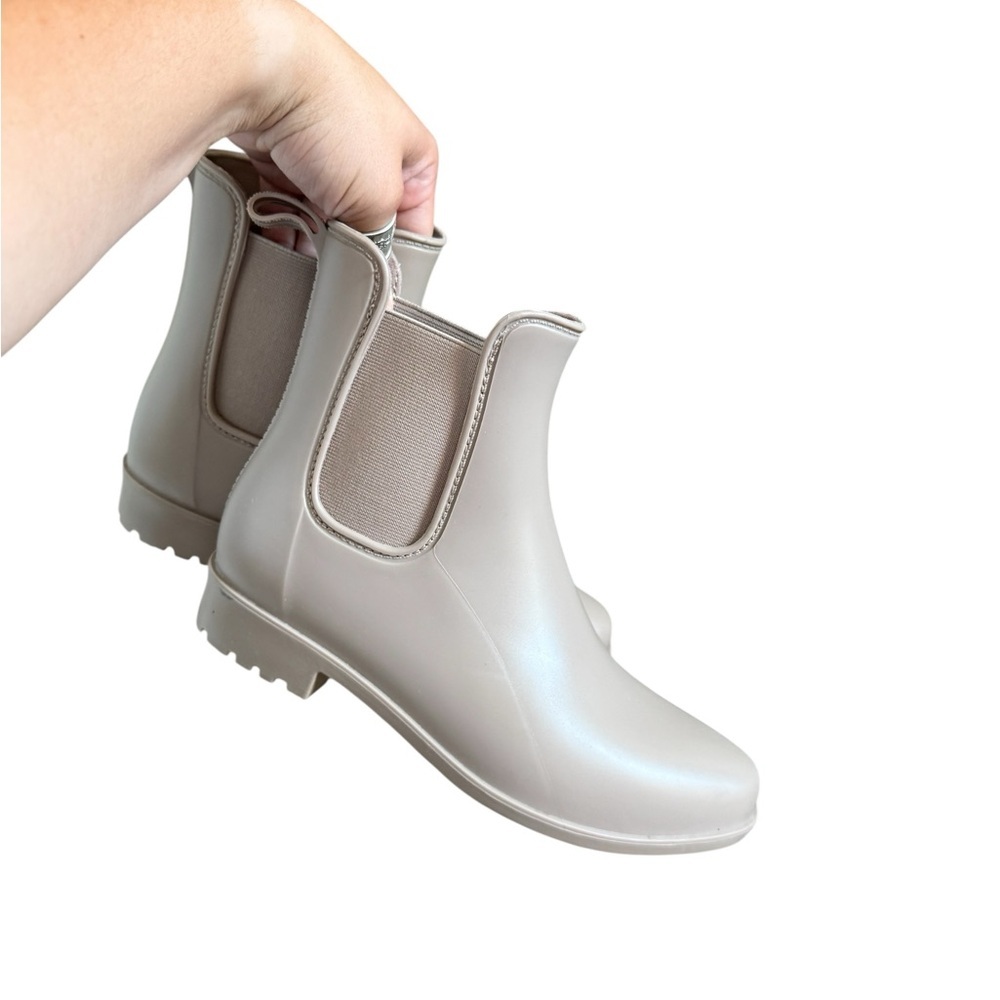 Elegant Beige Chelsea Rain Boots